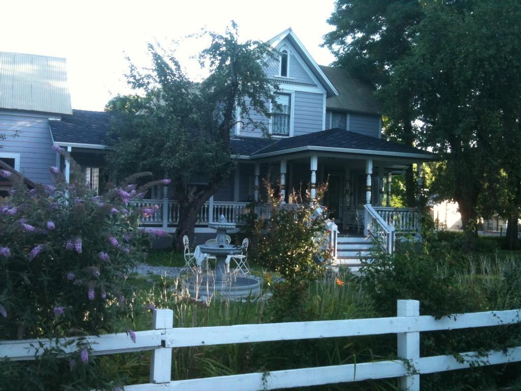 The Whitmore Inn Weaverville Exterior photo